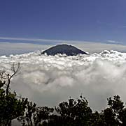 Mount Merbabu by Asienreisender